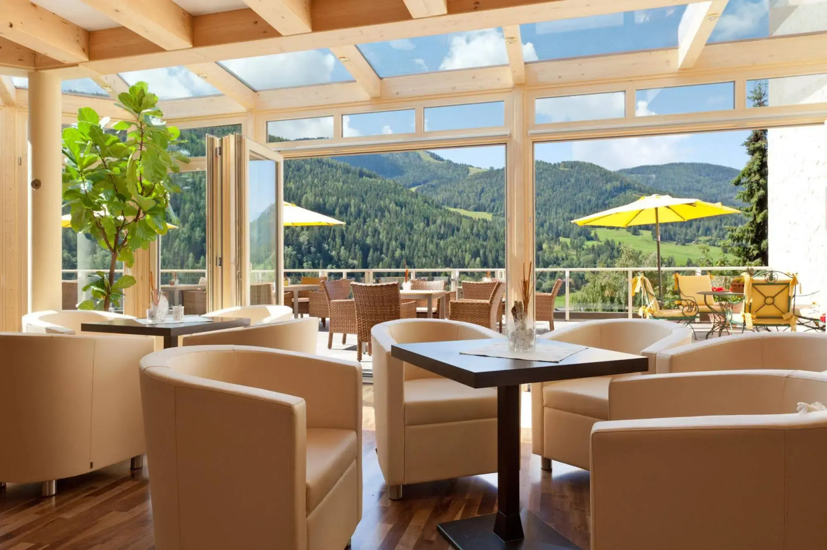 Wohlfühl & Genusshotel Felsenhof