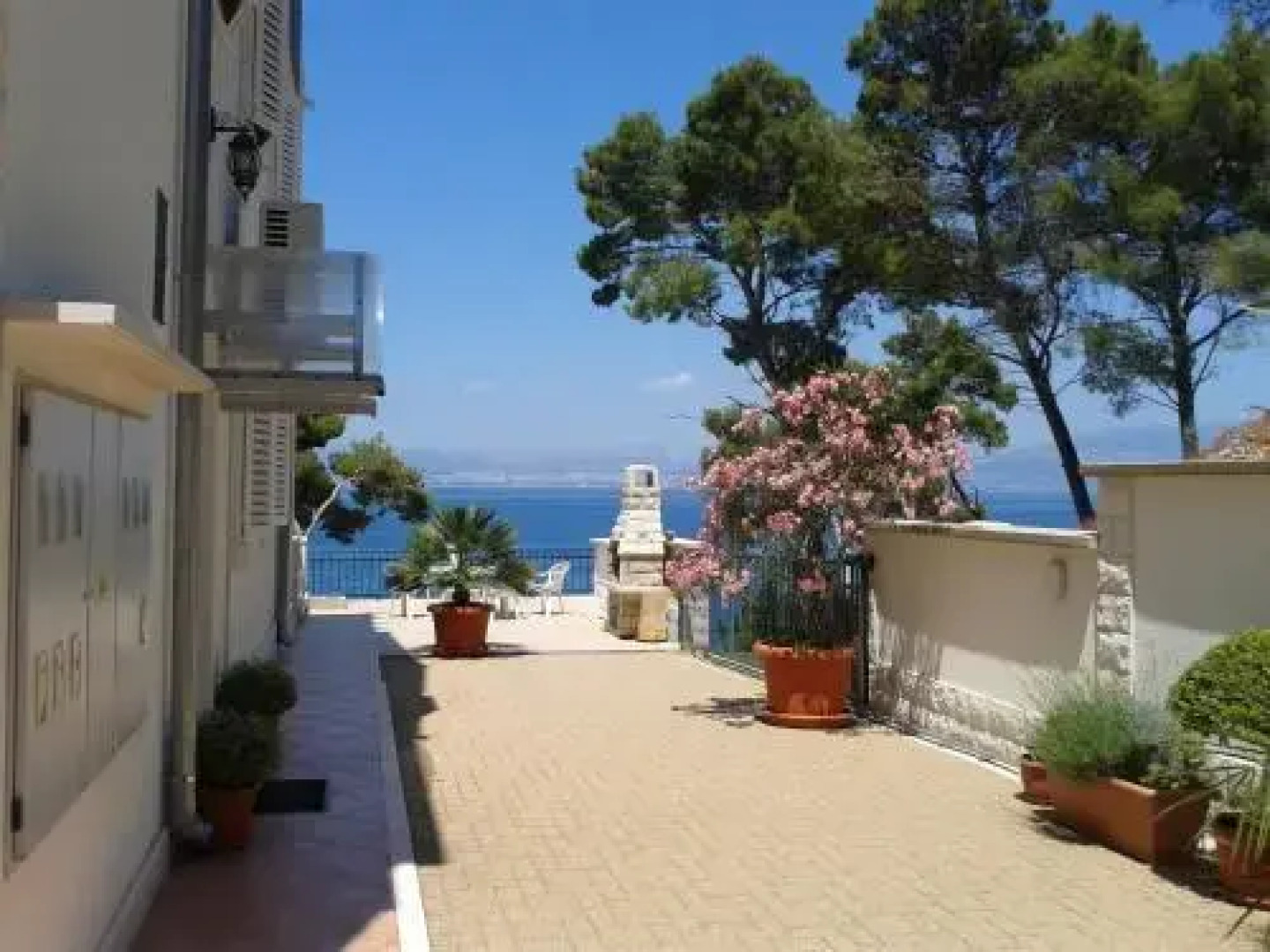 Apartments Villa La Riva