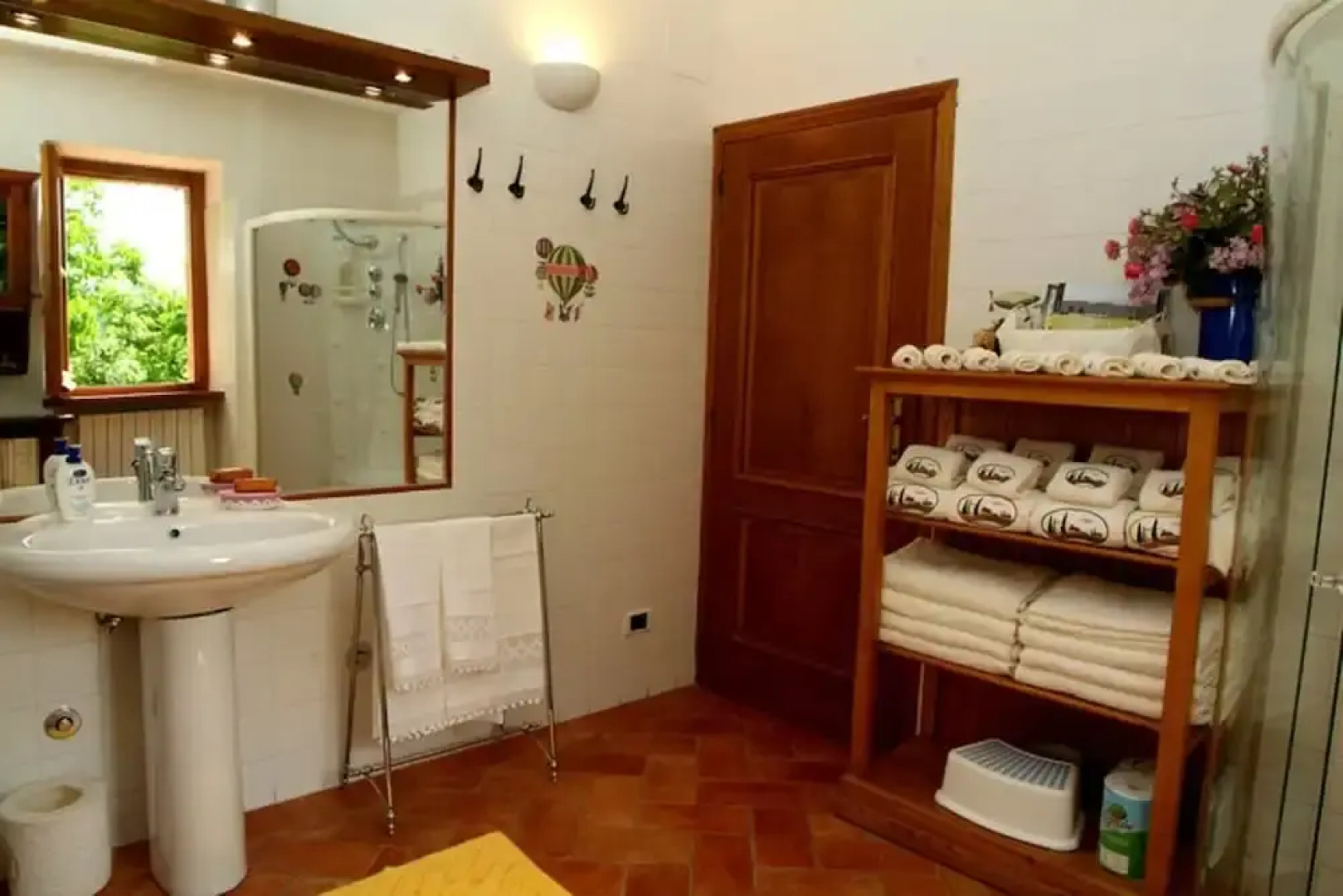 Panoramic Villa in Tuscany Rolling Hill, Well Connected, Everyday new Journey to