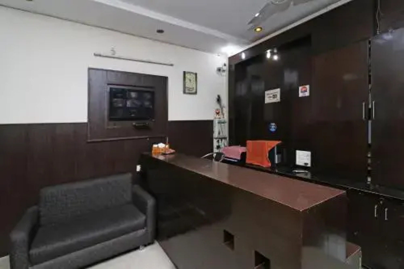 Hotel The City Park by OYO Rooms