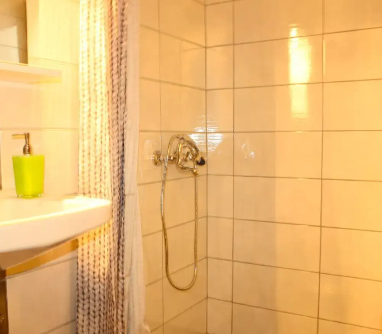 Maira Luxury Studios