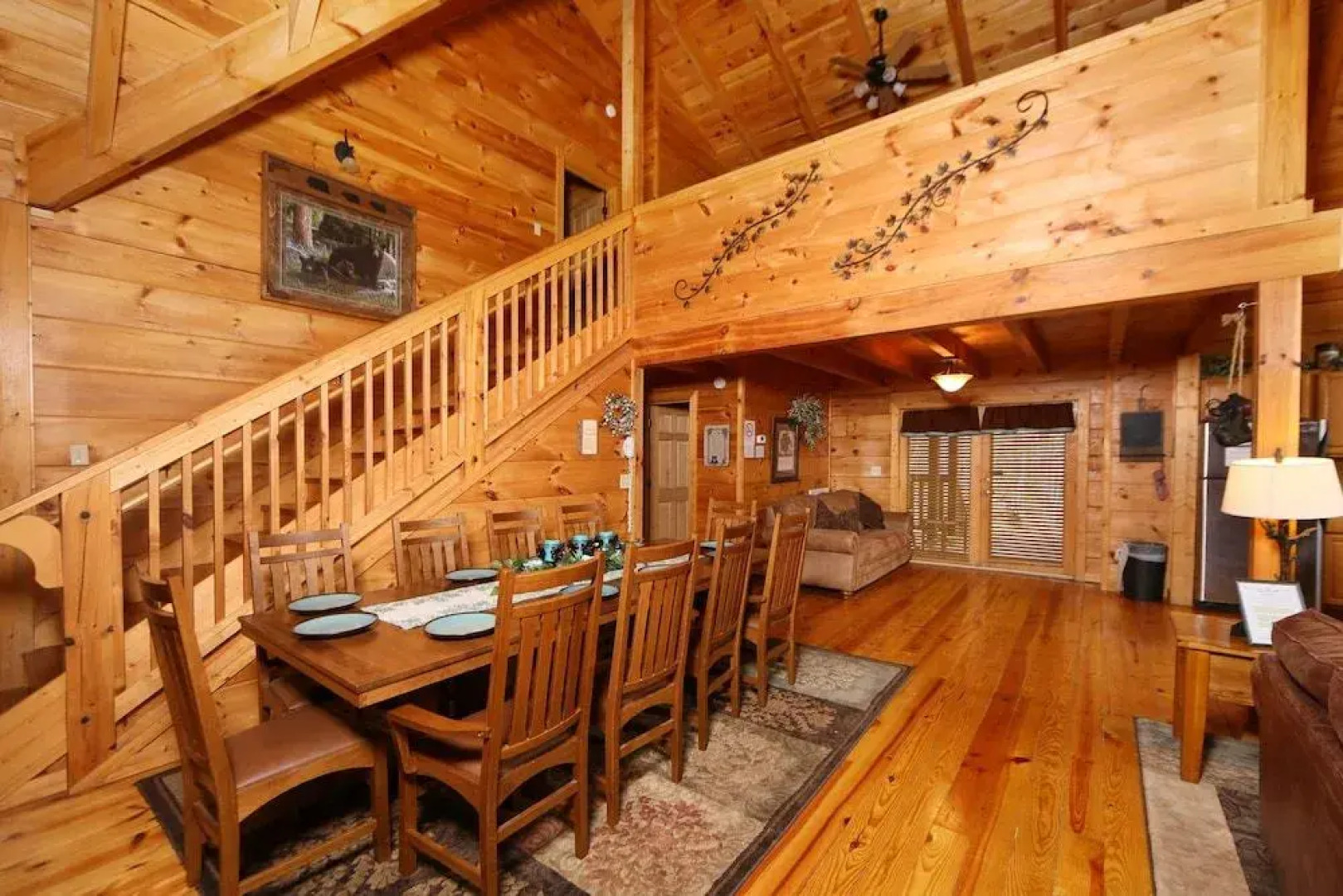 Smoky Mountain Getaway 5 Br cabin by RedAwning