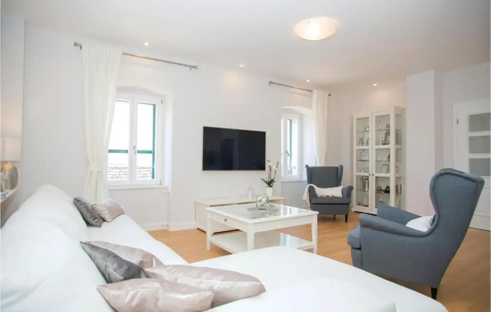 Three-Bedroom Holiday Home in Imotski