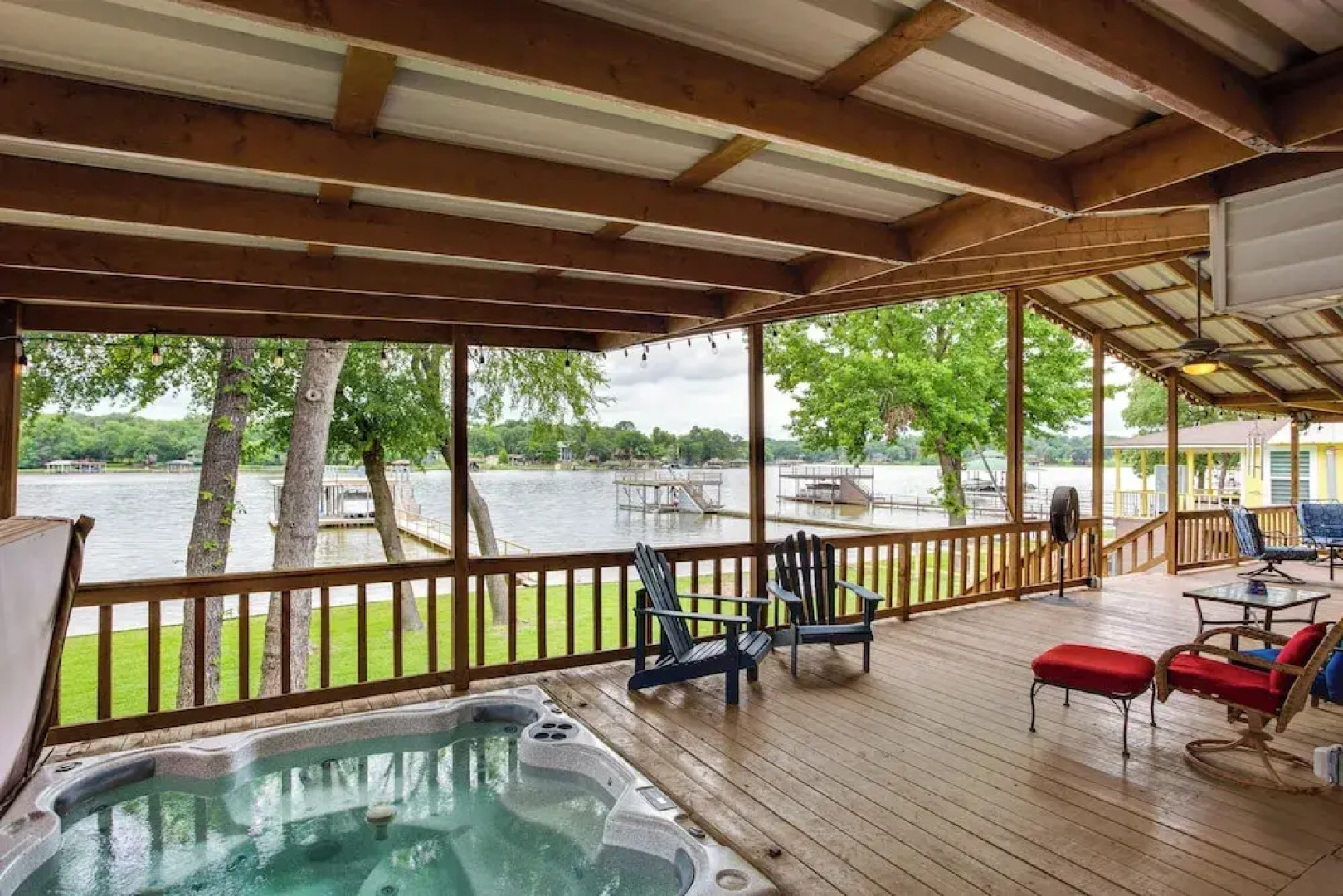 Hot Tub & Dock: Lakefront Mabank Home