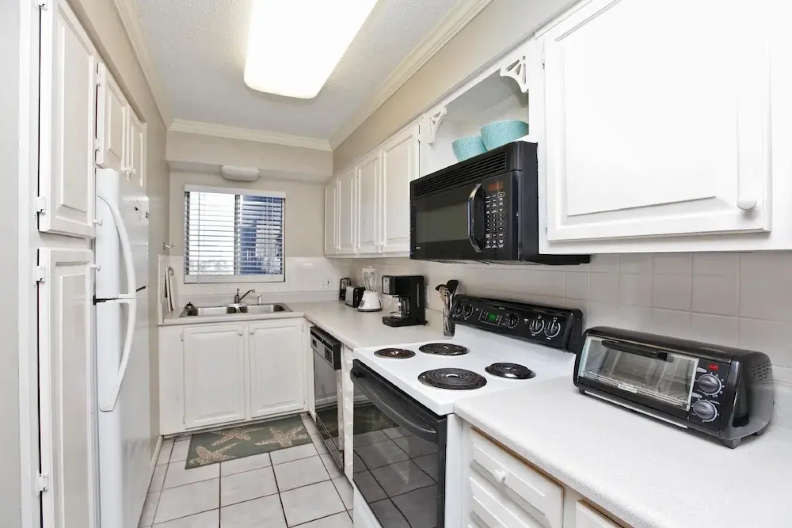 Regency Towers Beach Resort by Panhandle Getaways