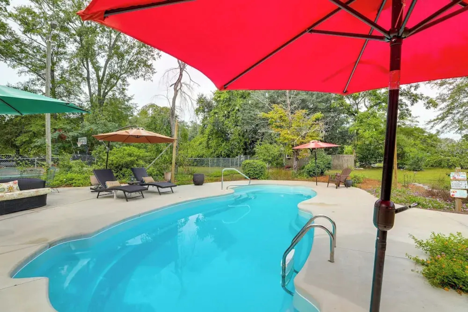 Backyard Oasis w/ Pool: Sunny Sumter Studio!