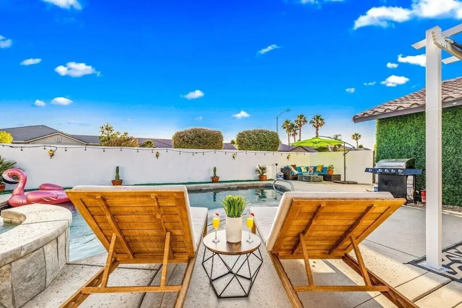 Relaxing 5BR Retreat with Pool Game Room