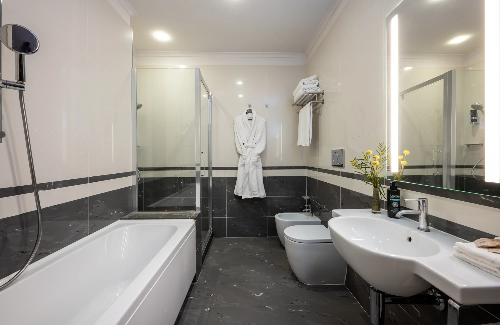 Leonardo Boutique Hotel Rome Monti
