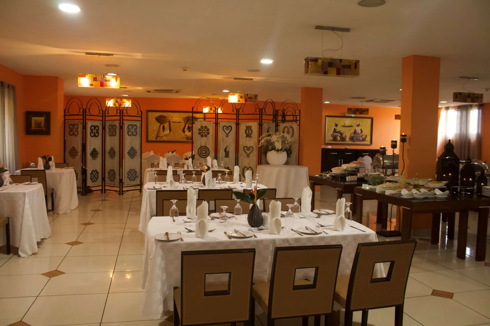 Oak Plaza Hotel - East Legon