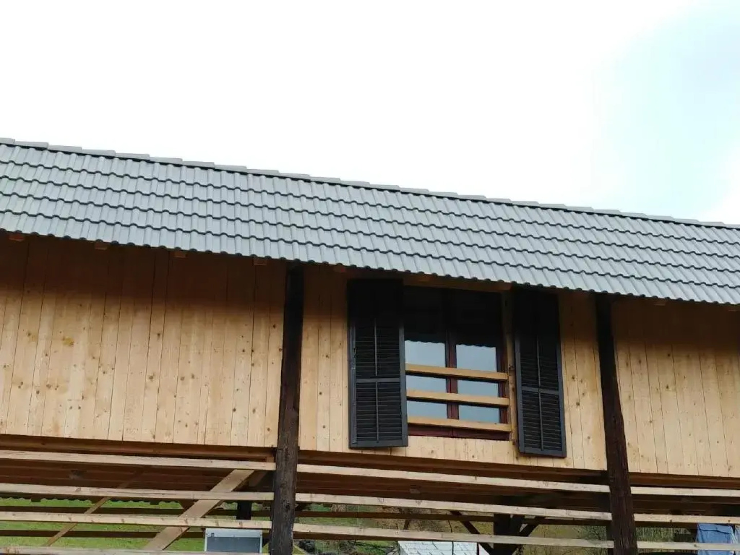 Glamping - Hayrack Vesel