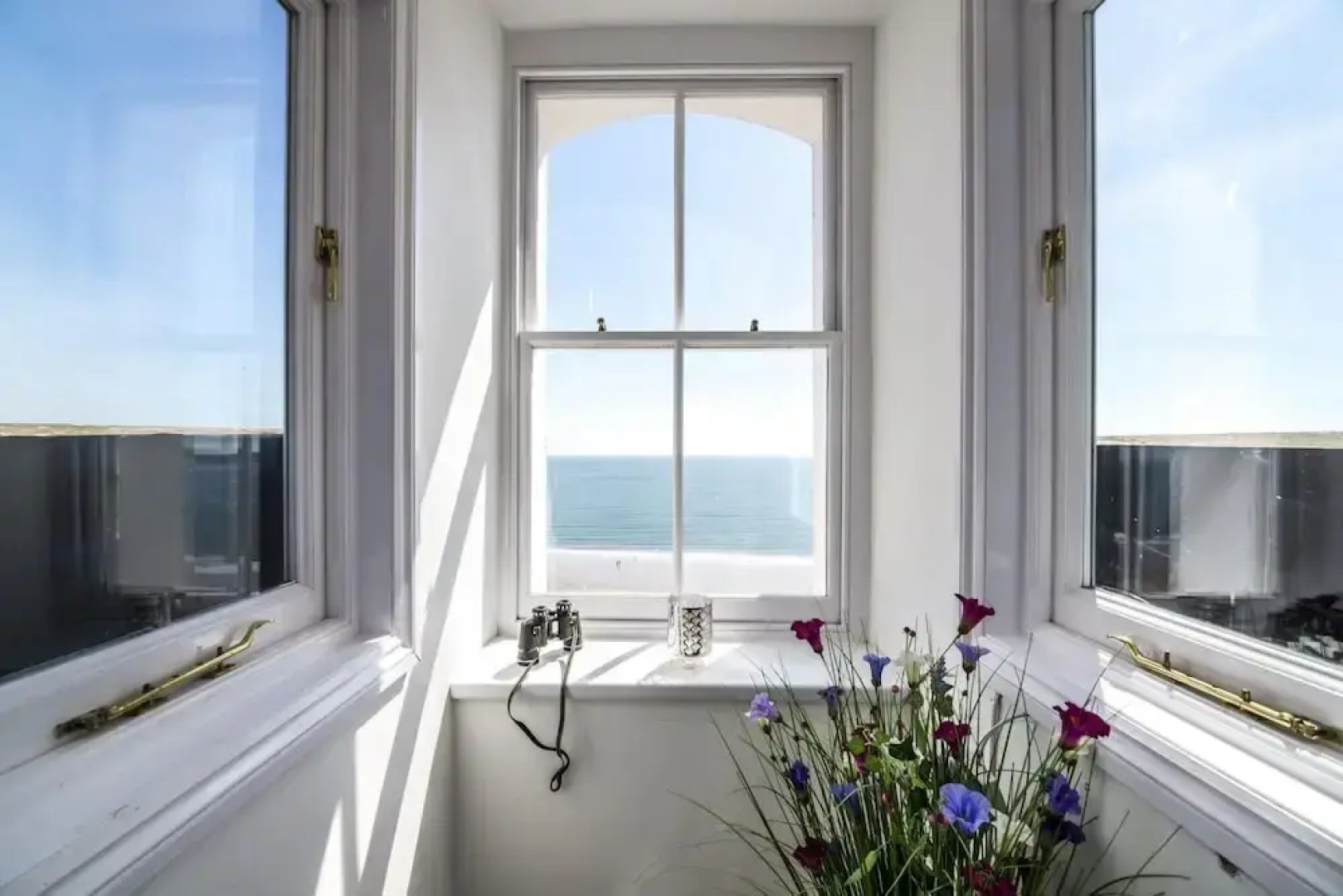 The Penthouse - Luxury 1 Bed - Panorama - Tenby