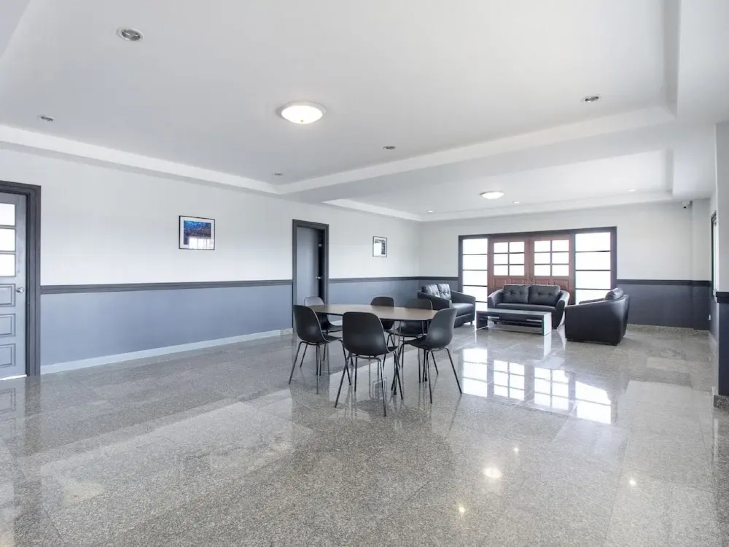 Oyo 664 Nara Hotel Restaurant And Bar