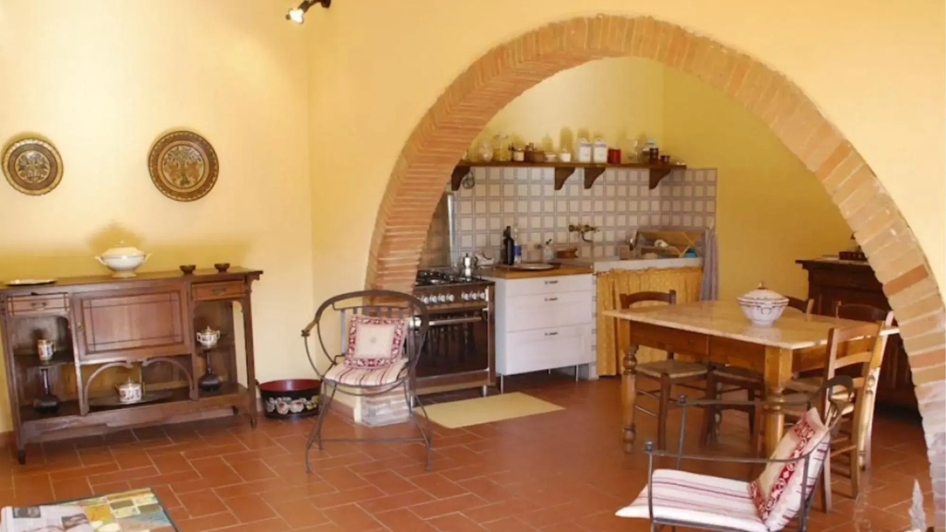 Podere Torre Independent Residence With 3 Apartments AC Salt Water Pool-podere Torre