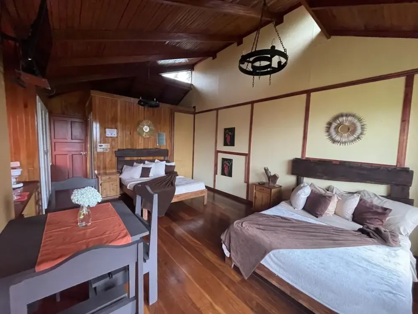 Volcan Poas-Vara Blanca Tiquicia Lodge