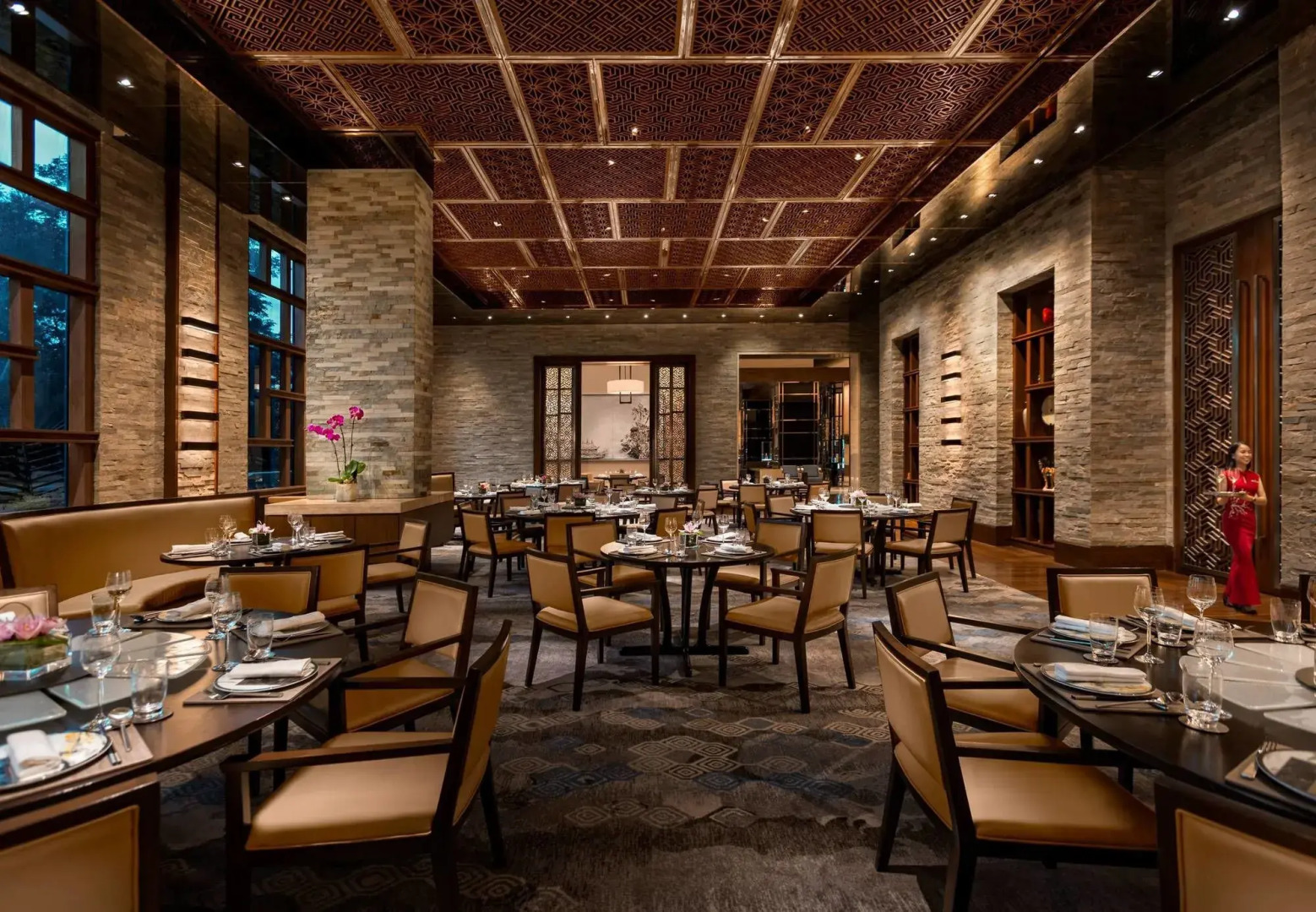 Manila Marriott Hotel at Newport World Resorts