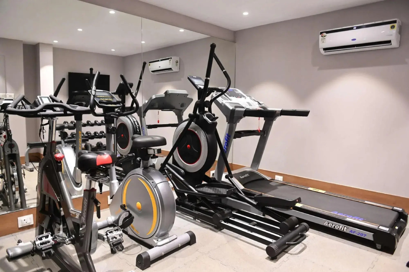 Golden Tulip Vagator