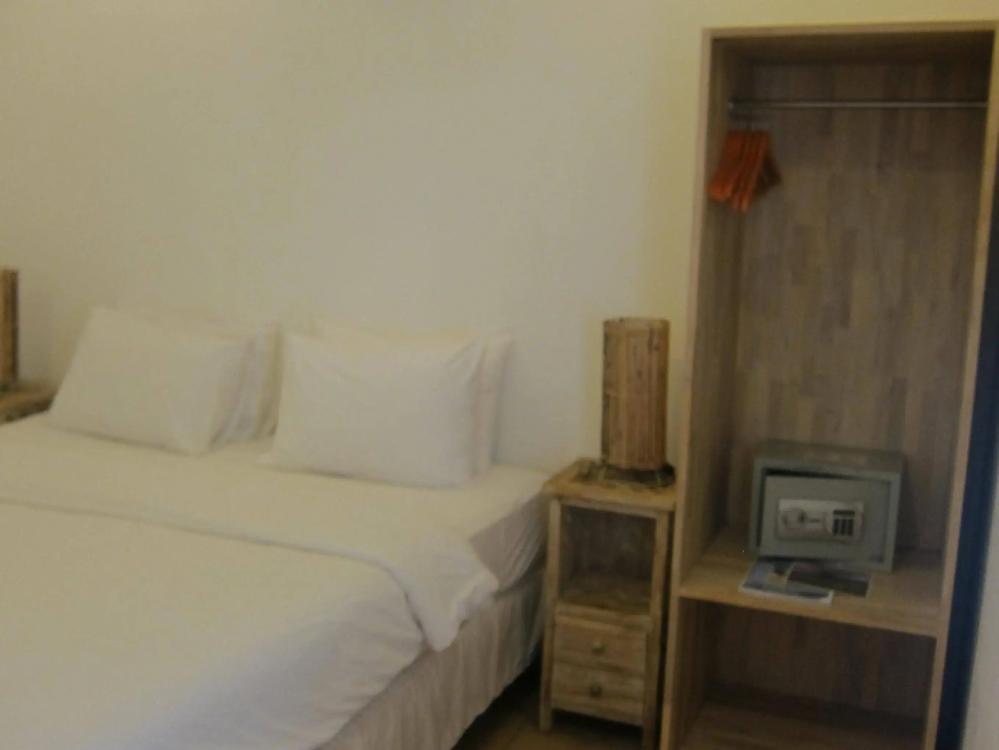 Scallywags Mango Motel