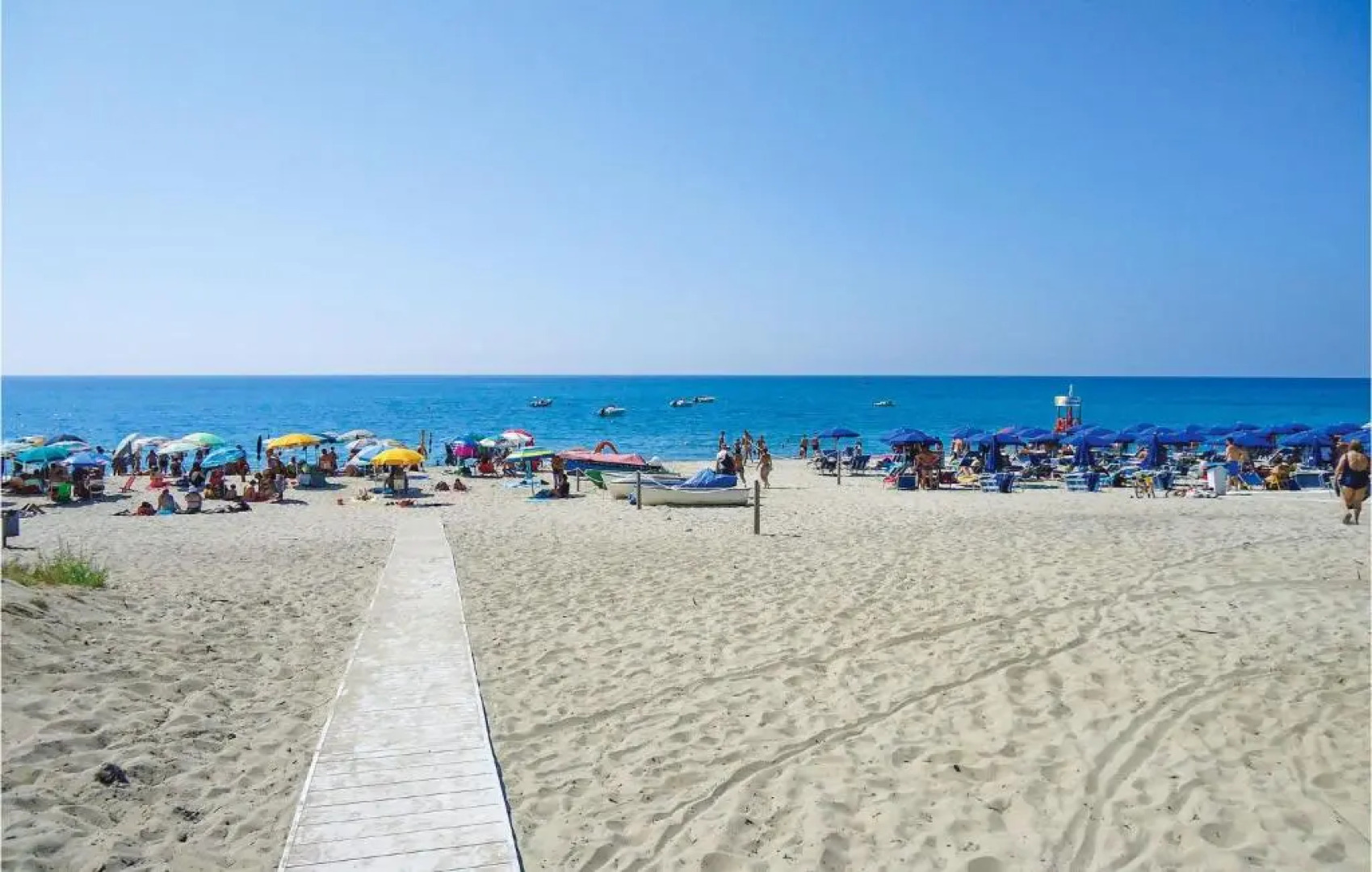 Amazing Apartment in Caulonia Marina With Indoor Swimming Pool, 2 Bedrooms and Outdoor Swimming Pool