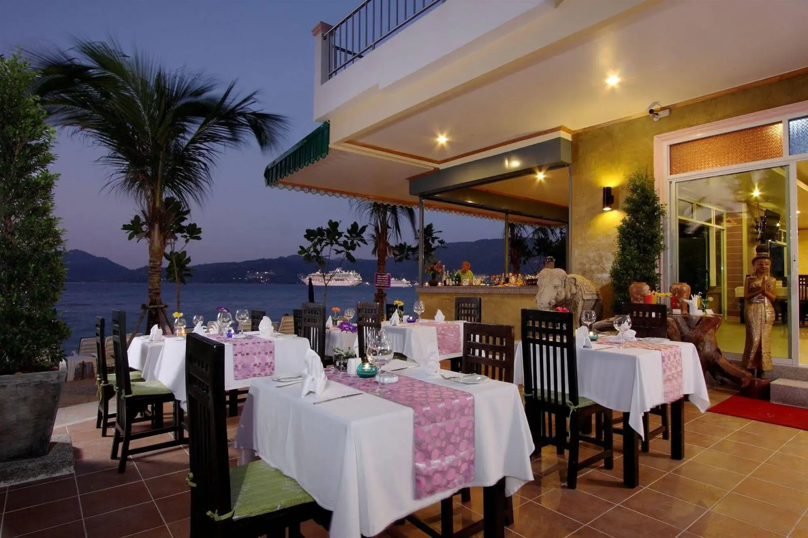 Tri Trang Beach Resort