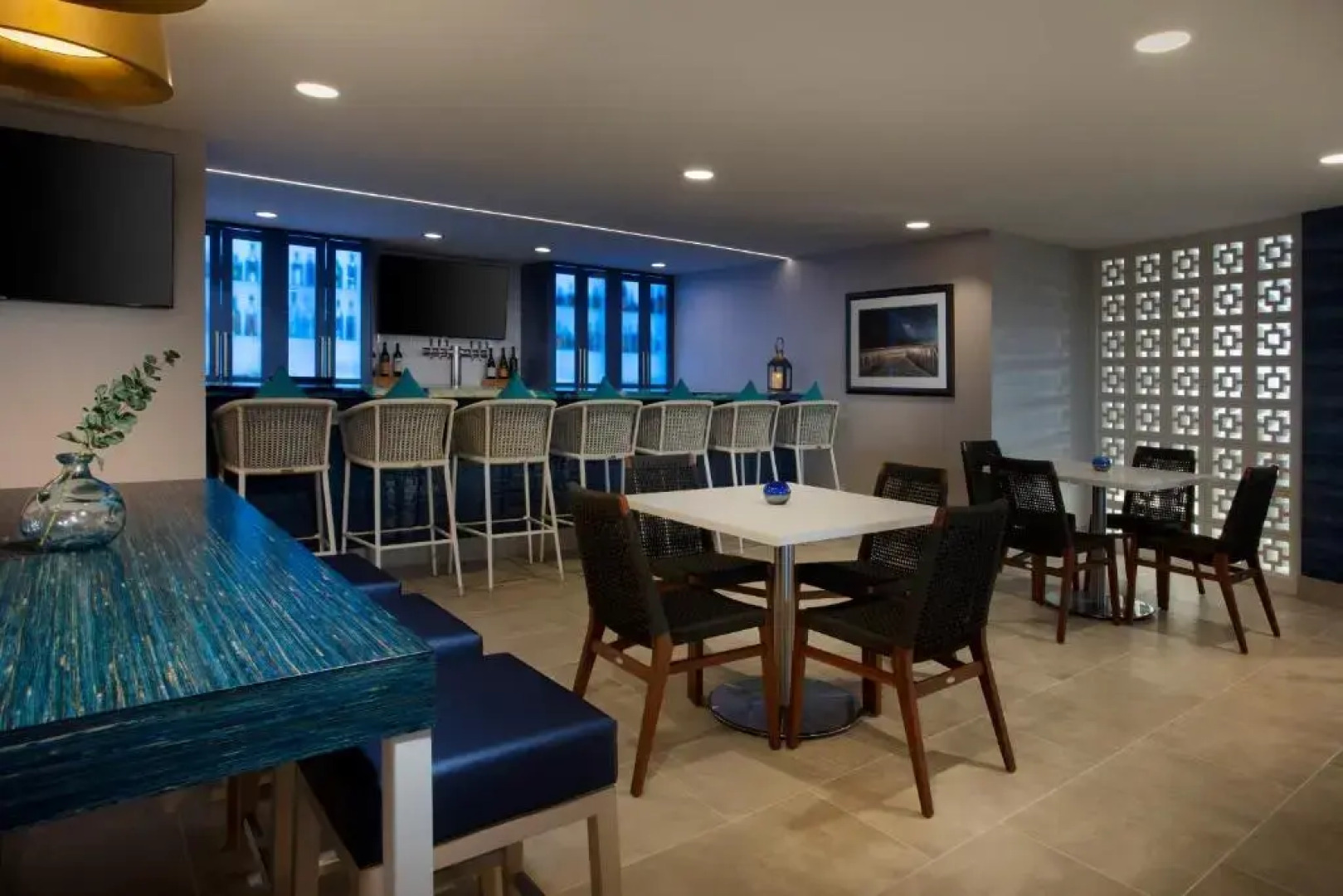 Fenwick Shores, Tapestry Collection by Hilton