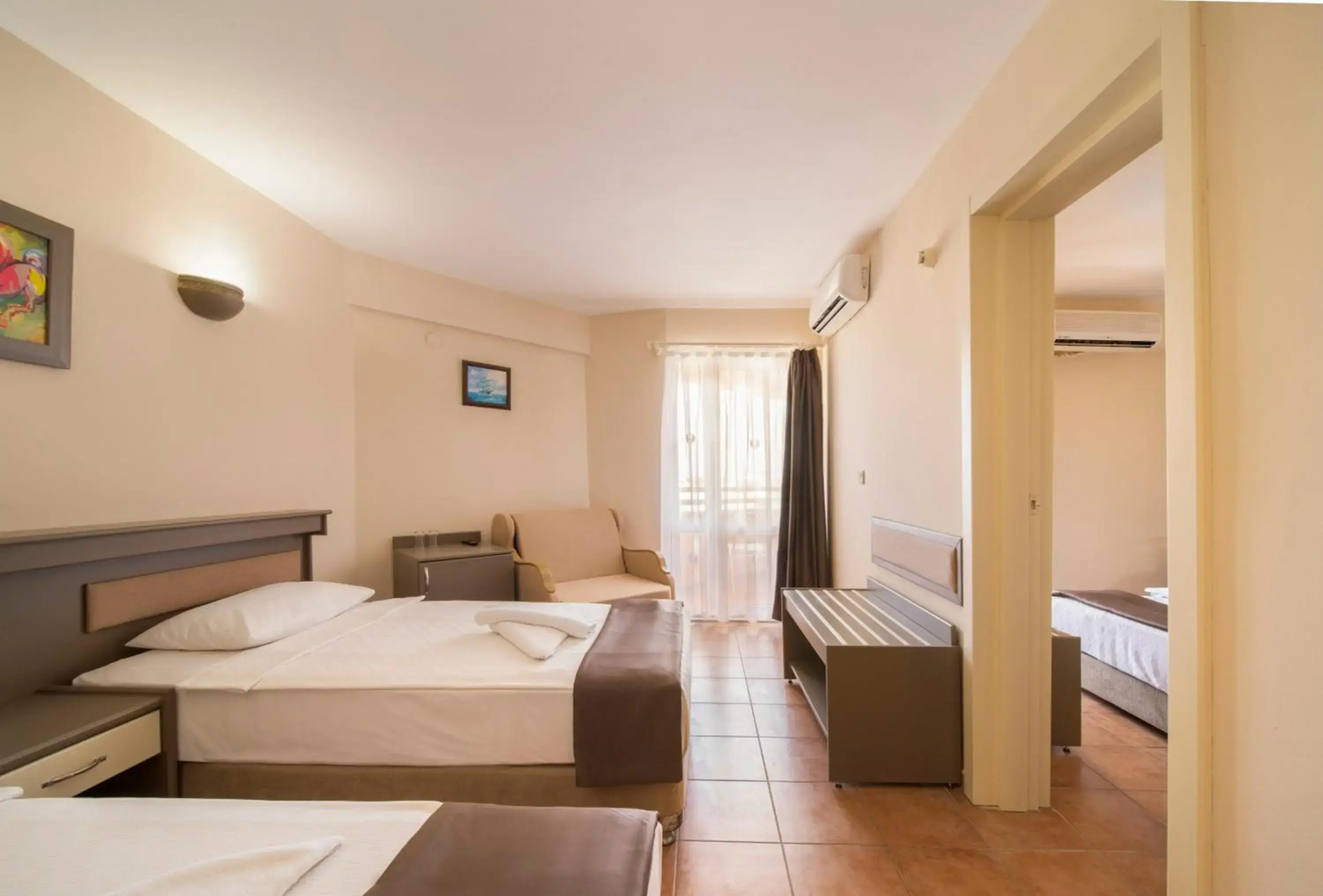 Esra Family Suite