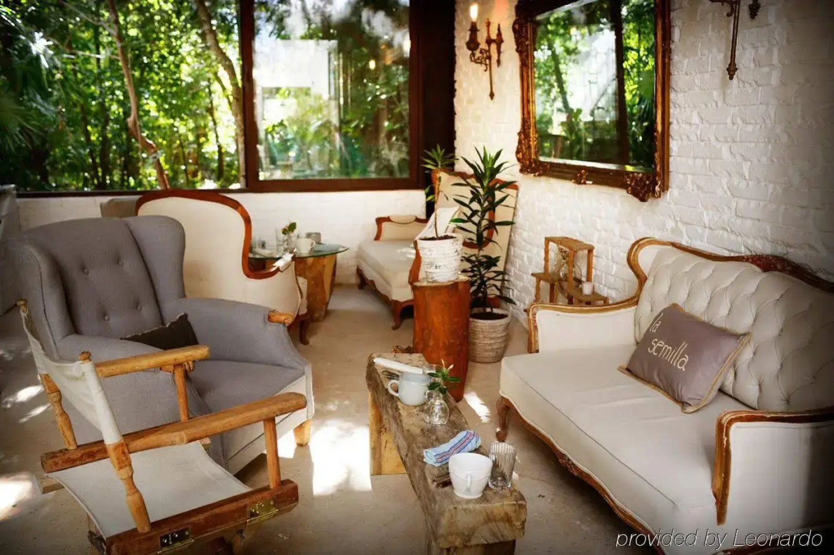 Pueblito Escondido Luxury Apartments by Mistik