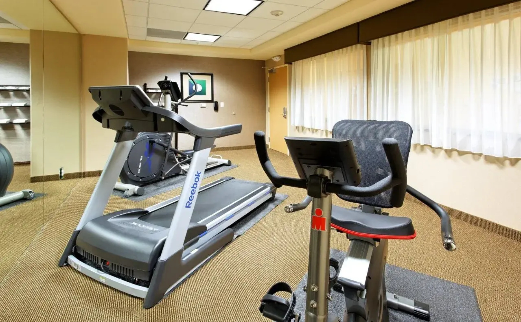 Holiday Inn Express Hotel & Suites FRESNO NORTHWEST-HERNDON by IHG