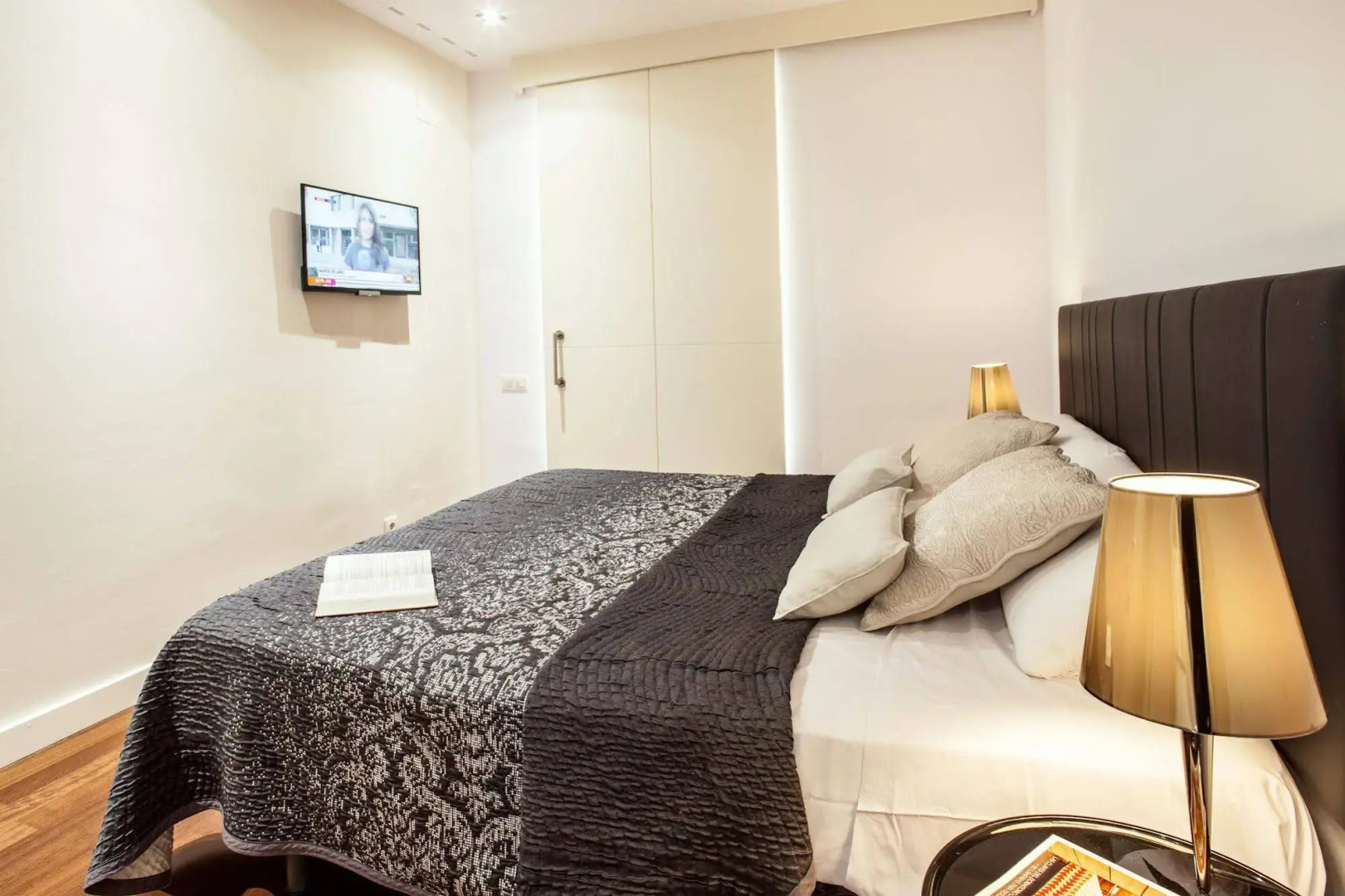 Aspasios Paseo de Gracia Apartments