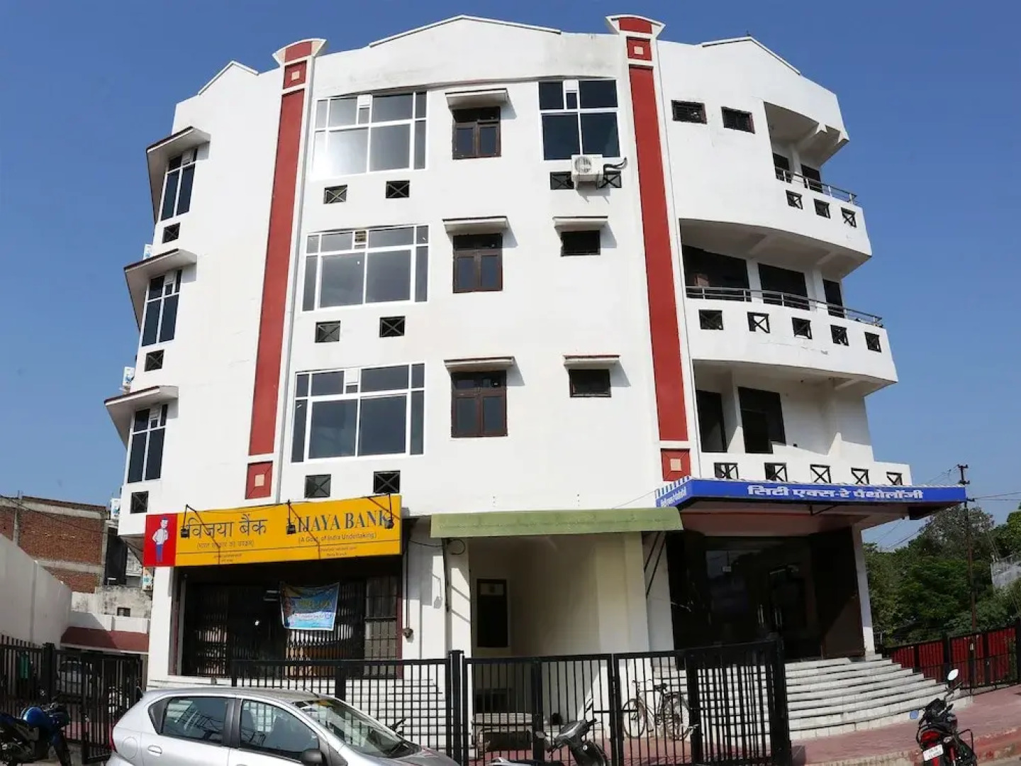 OYO 19166 Sona Mansion