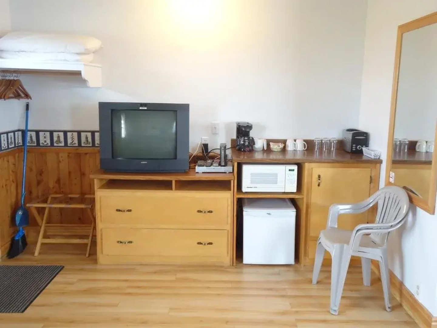 Ocean View Motel and Chalets