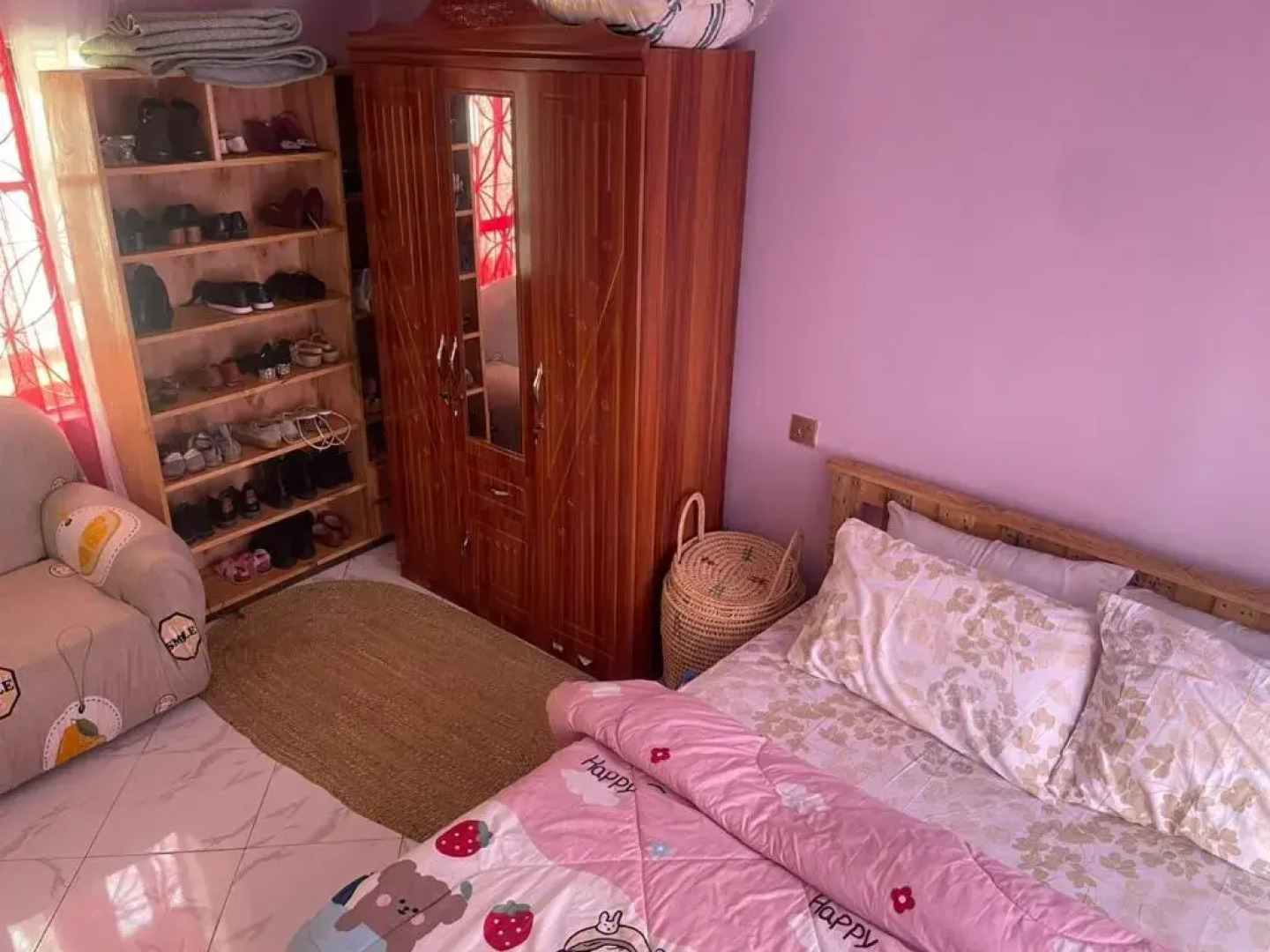 Barie's Apartment & BB