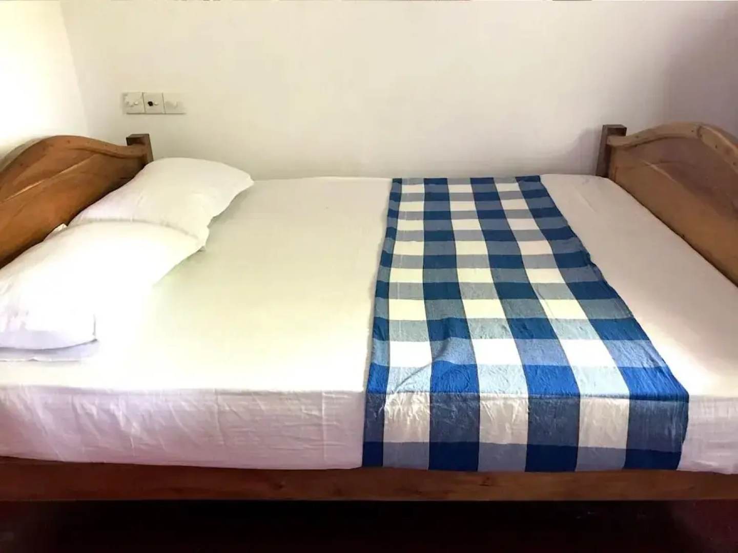 Damith Tourist Inn