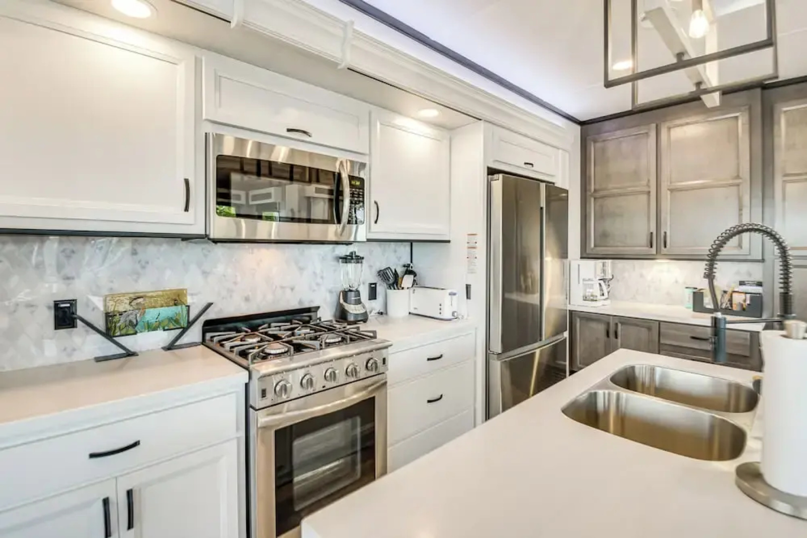 Pools, Boat Ramp & More: Cottage in Virginia Beach