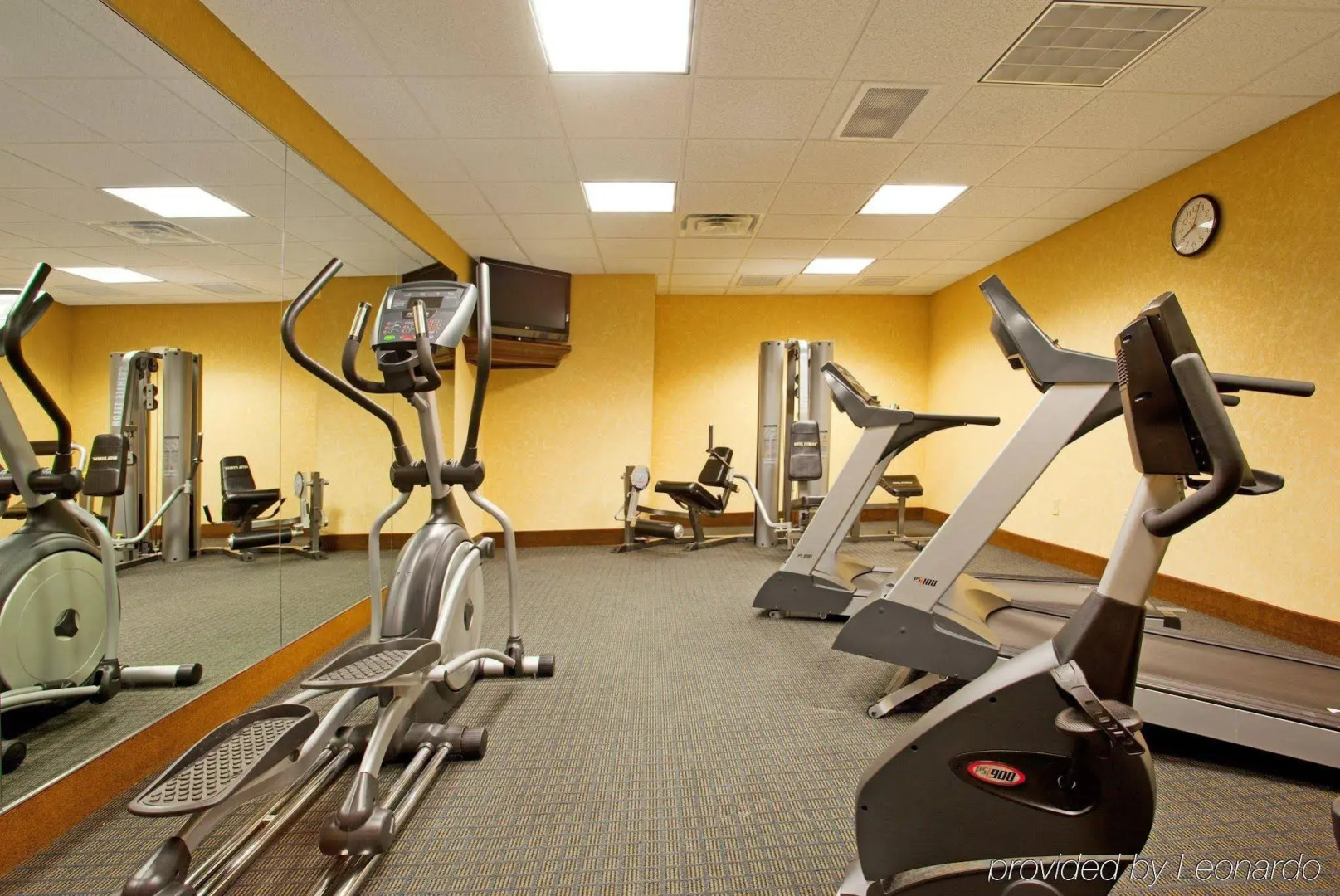 Holiday Inn Express & Suites Morris by IHG