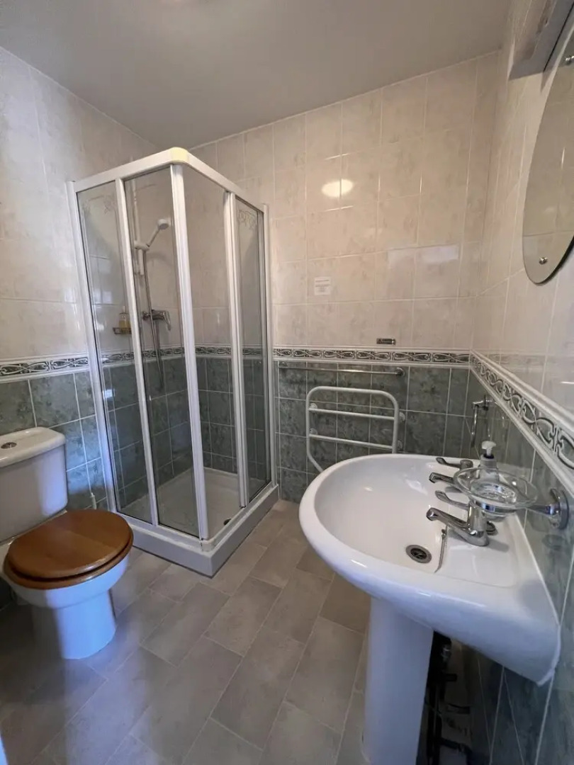 Sea View Hotel - Sandpebbles