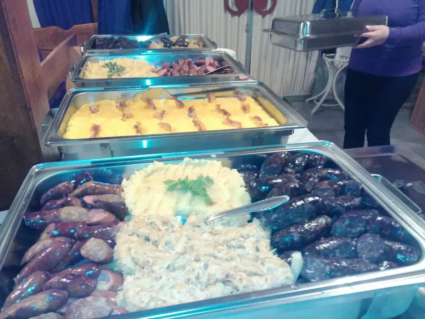 House With 4 Bedrooms in Kutina, With Enclosed Garden and Wifi