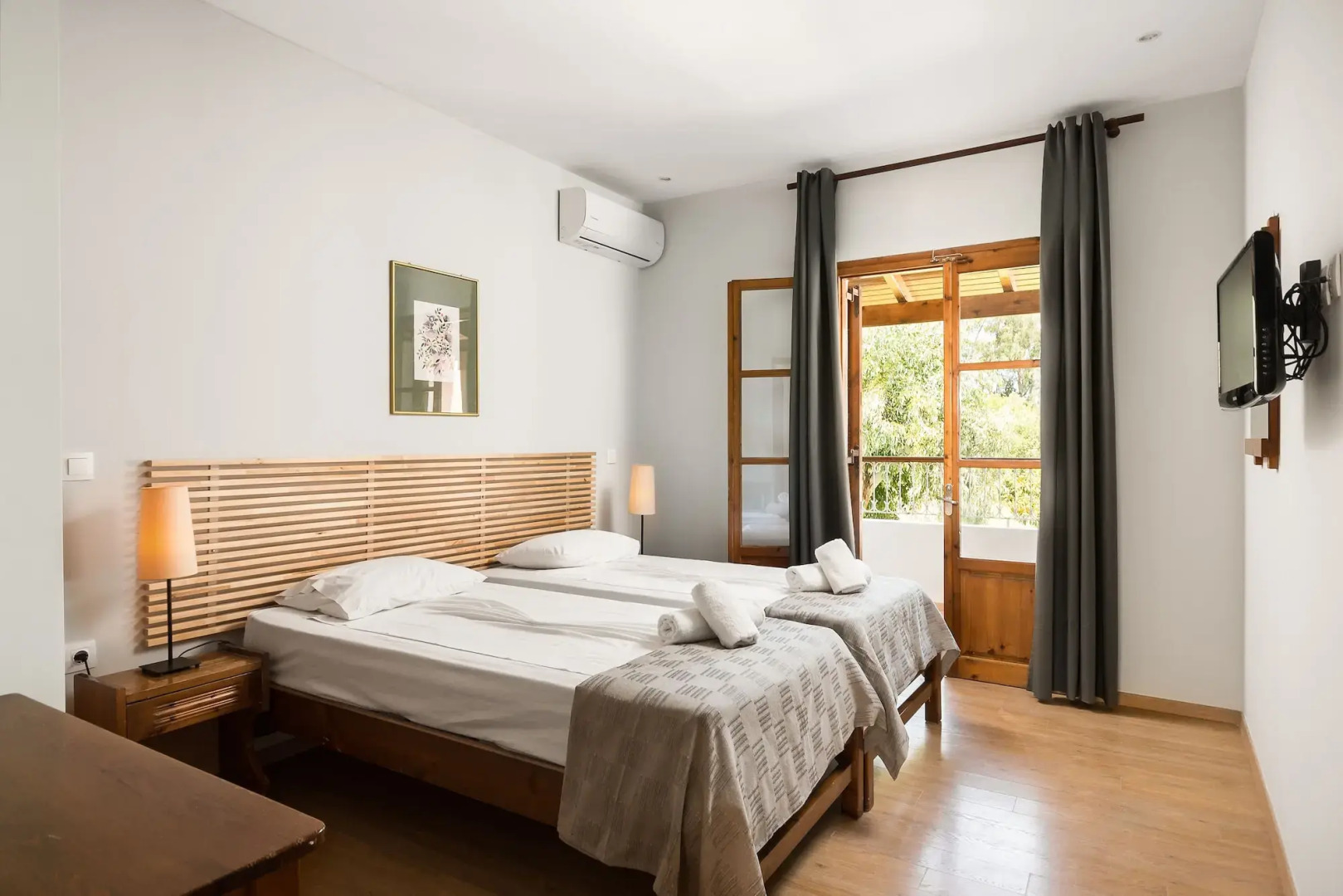 Folies Corfu Hotel Apartments