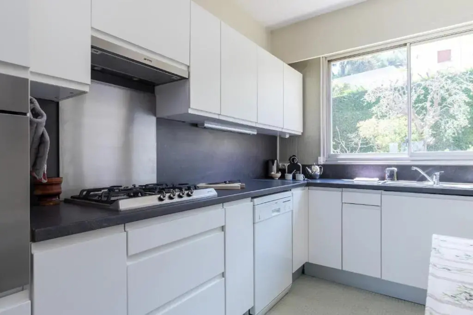 Sea View Park Swimming Pool & Tennis 2 Bdrs