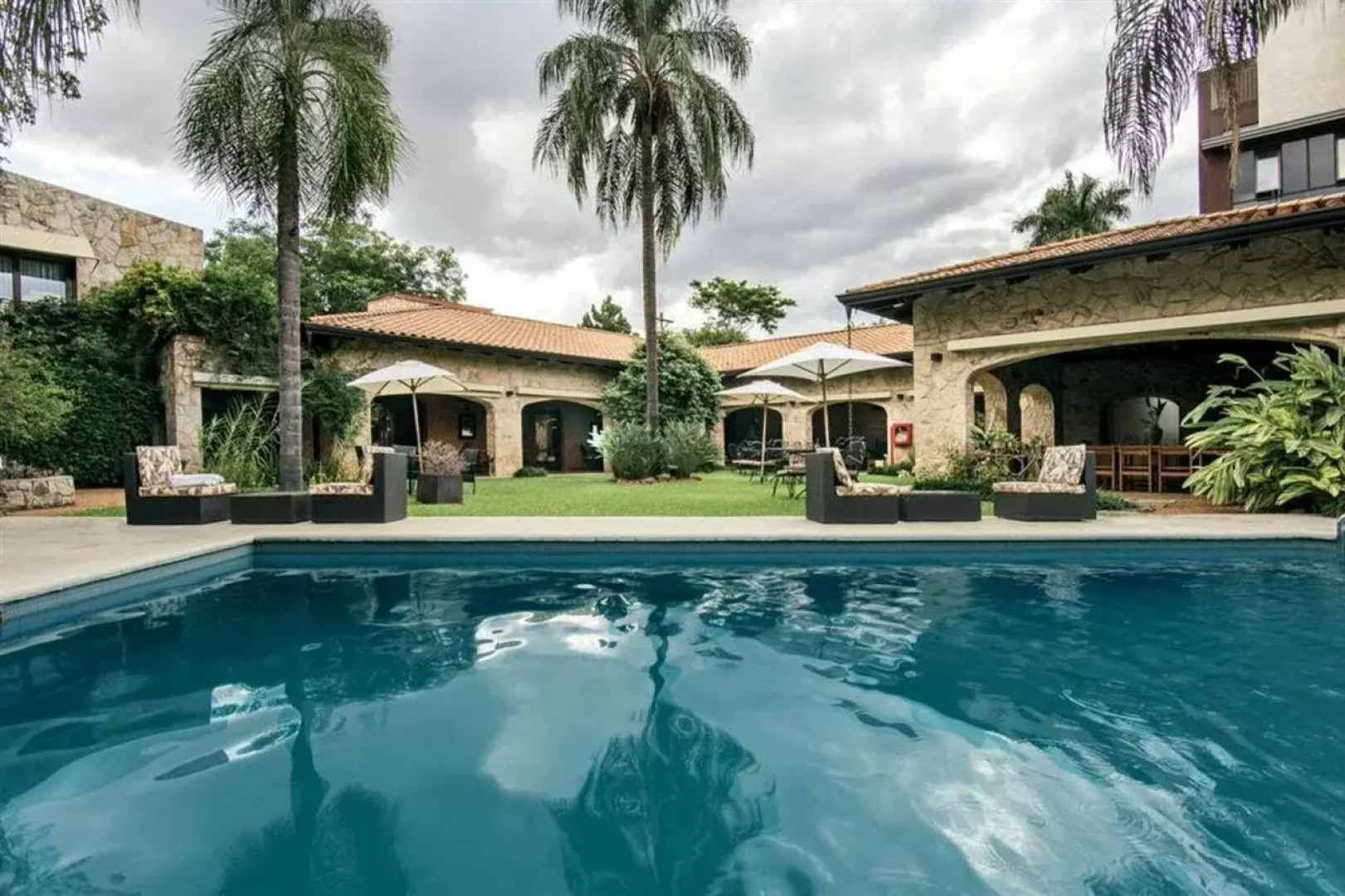 Las Lomas Casa Hotel