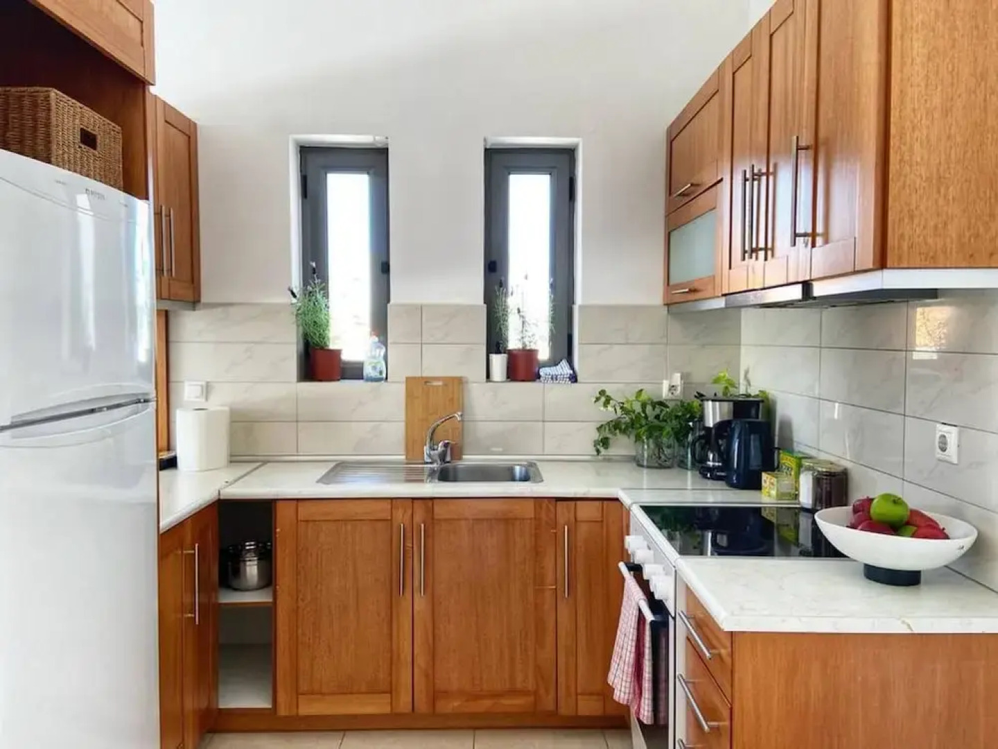 Seaside Apartment, Walking Distance To The Beach