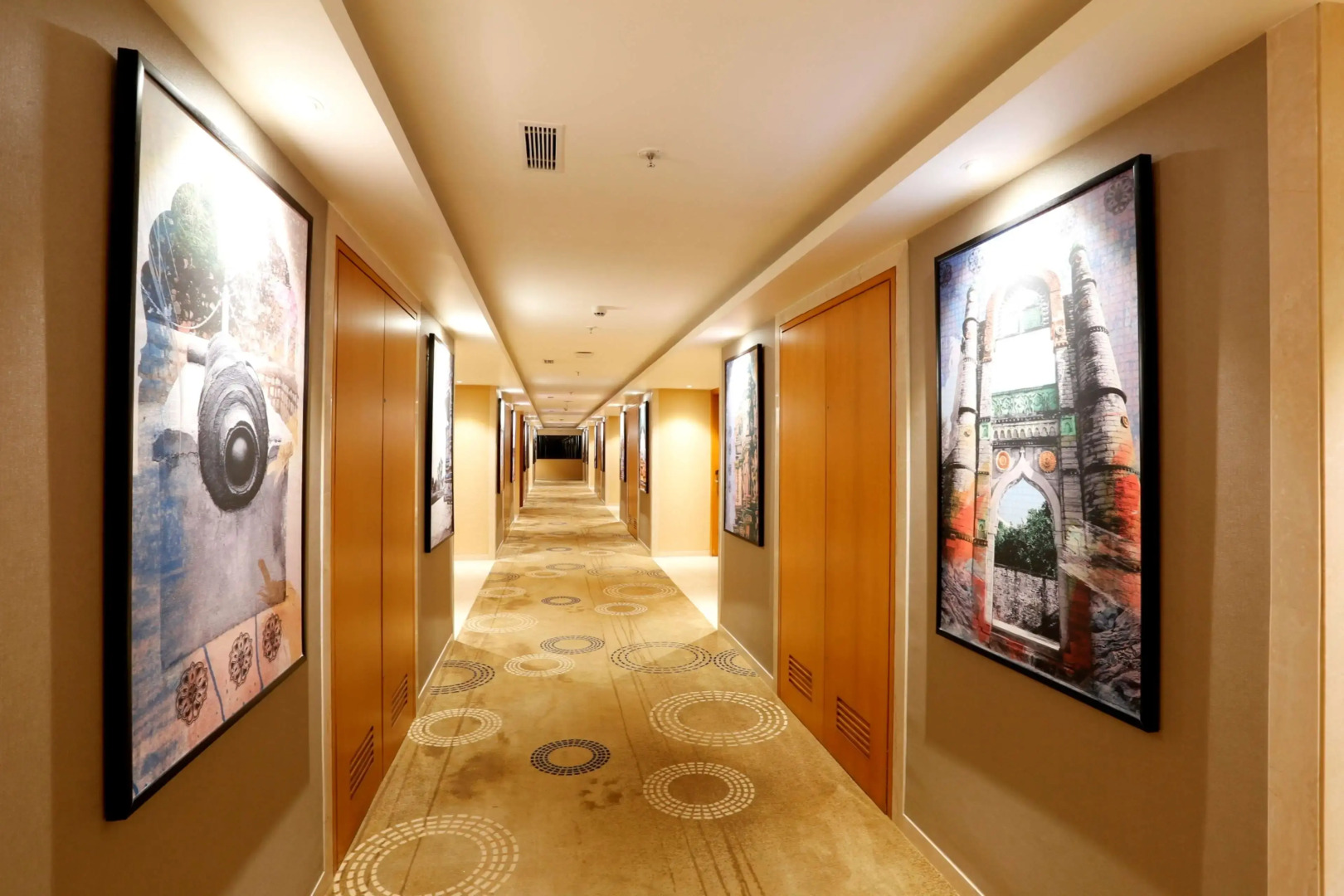 Nataraj Sarovar Portico Jhansi