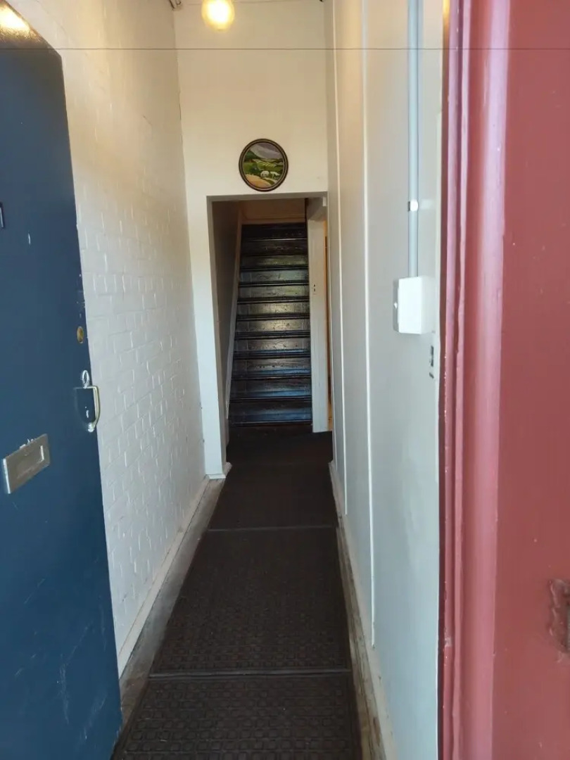 Ned's Studio Apartment