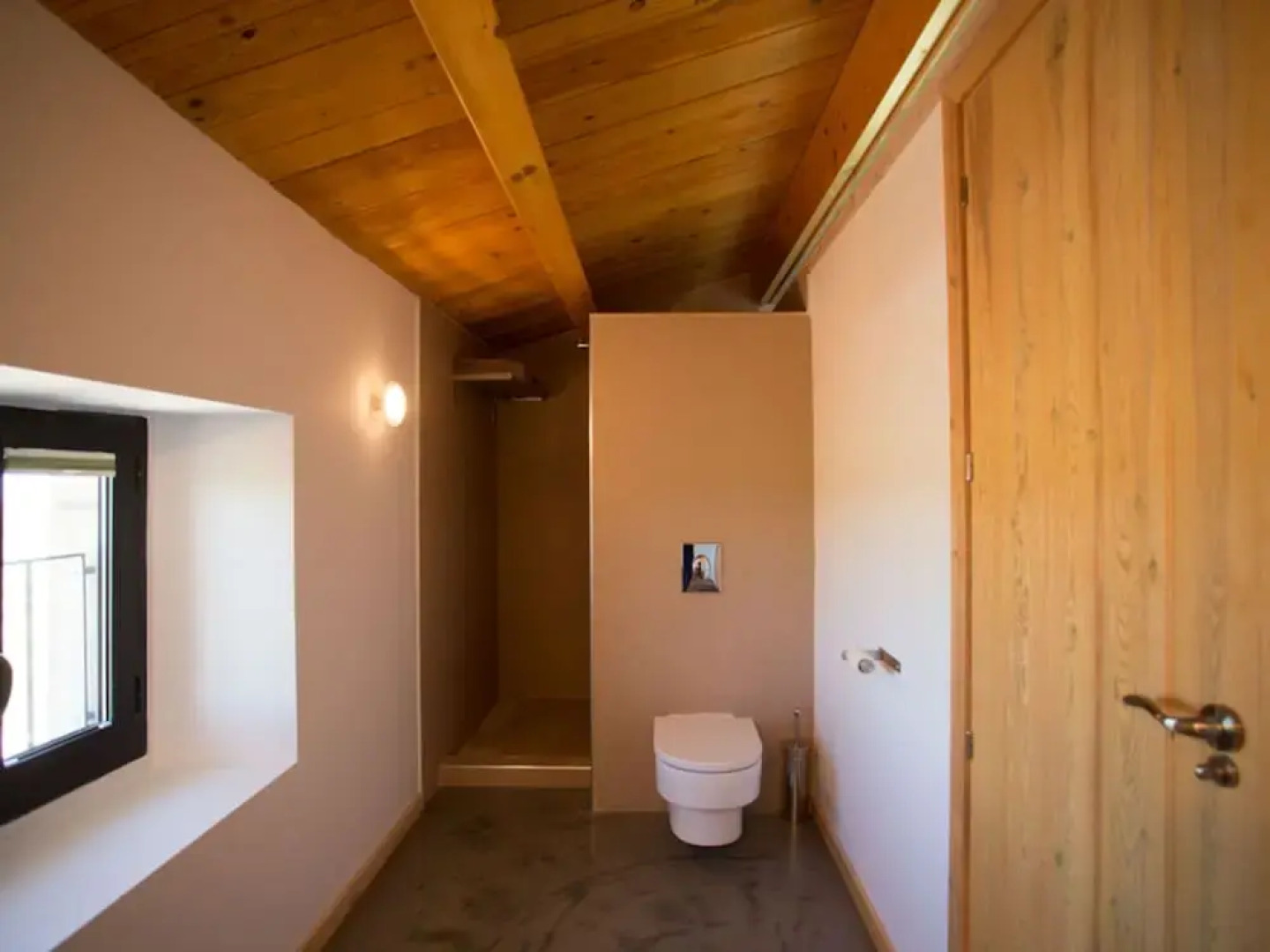 Rural House for 15 in the Heart of Nature