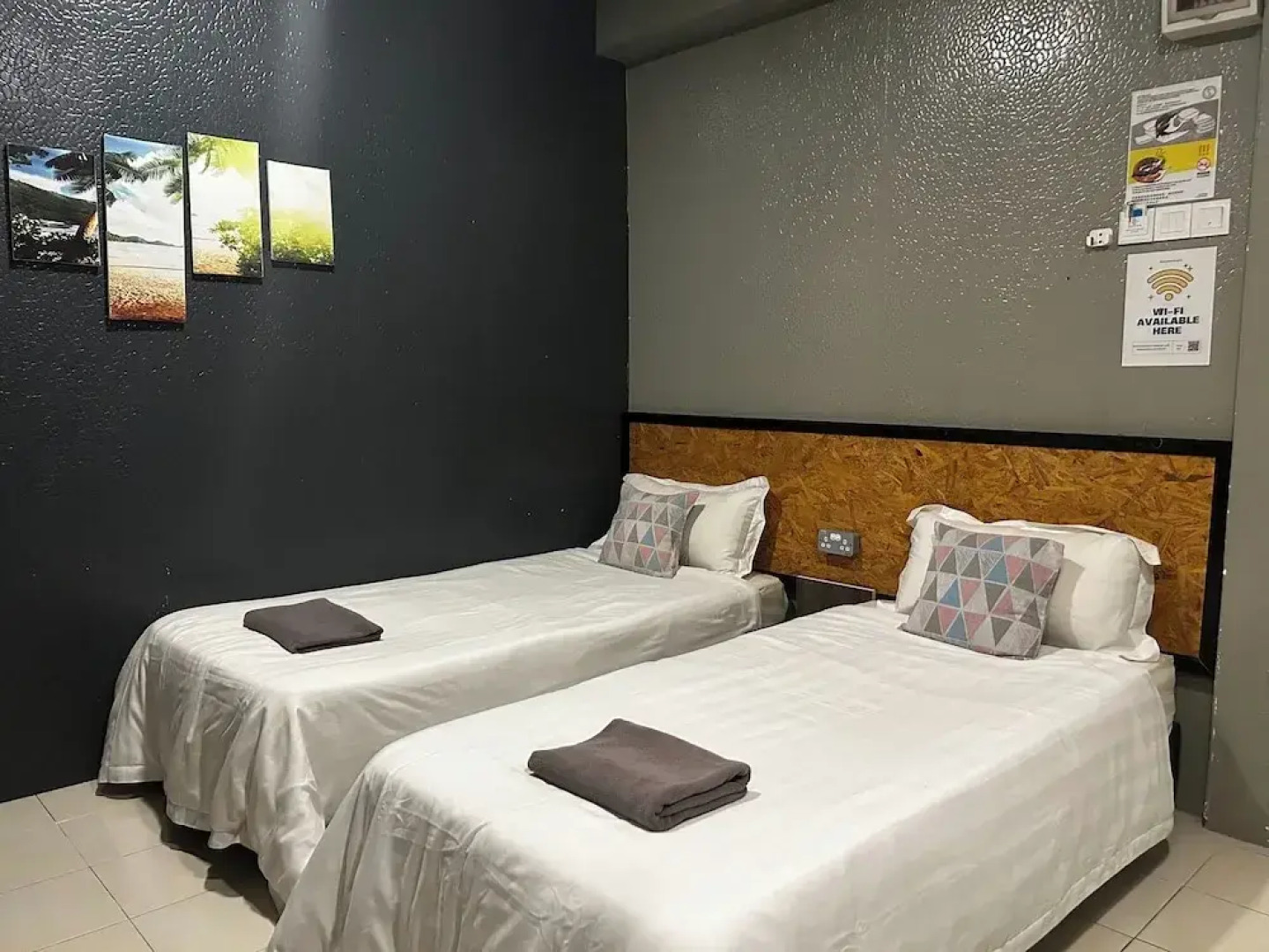 Riverbank Dungun Guesthouse & Cafe