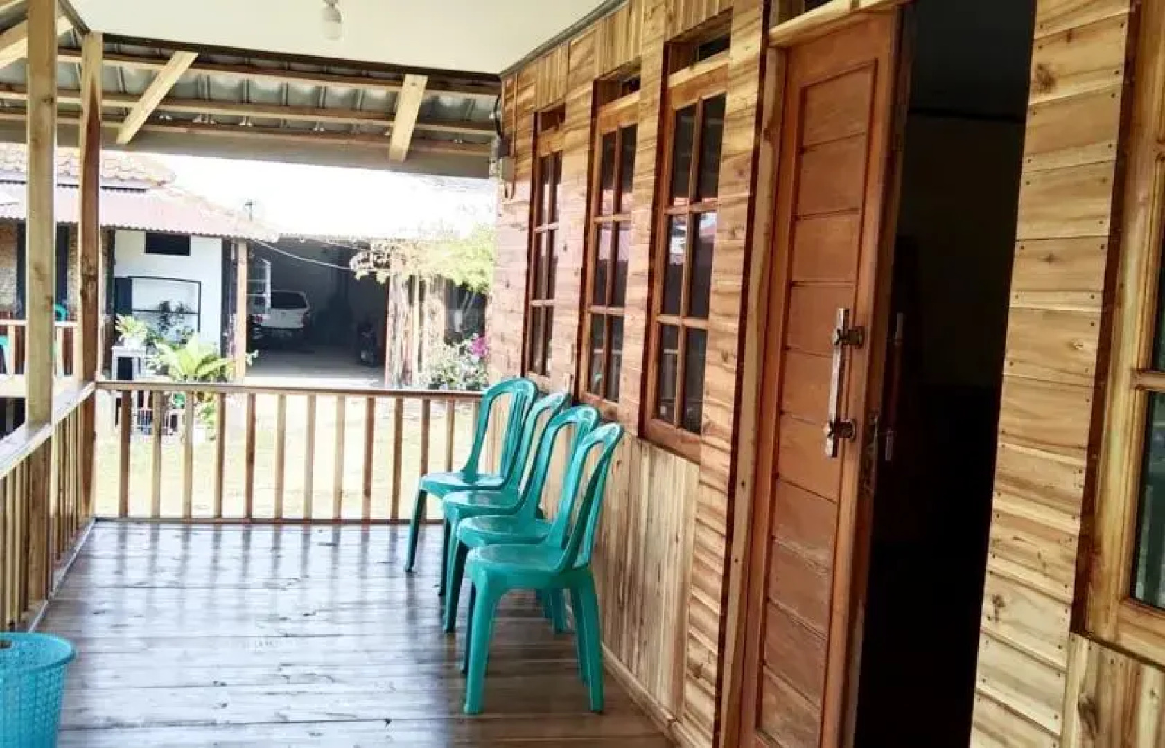 Penginapan Erbysa By Zuzu