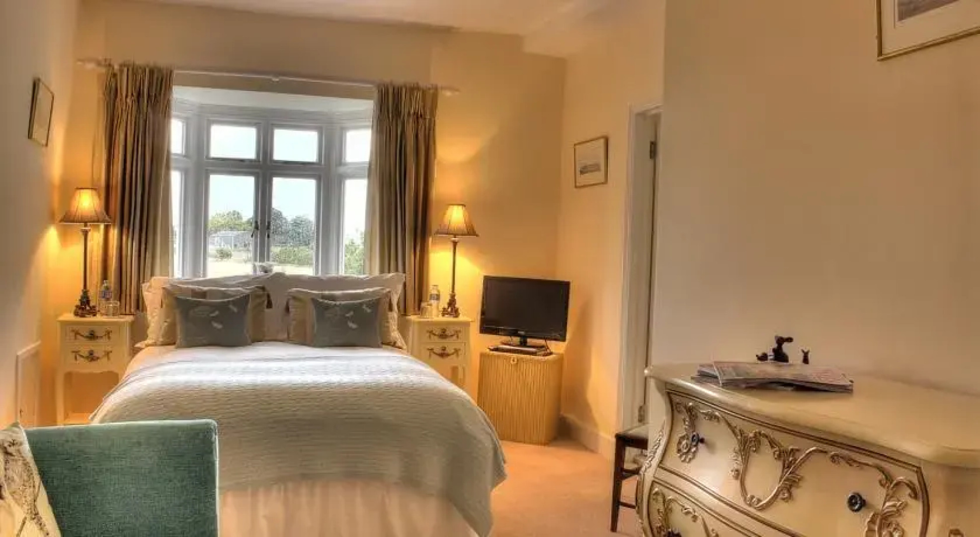 Goss Hall Bed & Breakfast