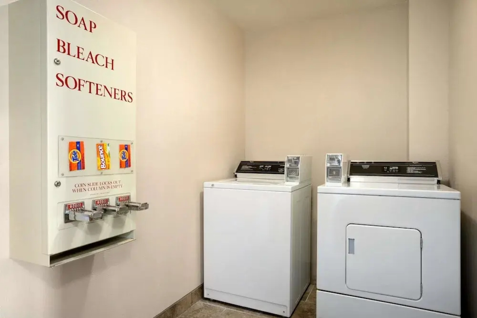 Oak Tree Inn Cheyenne