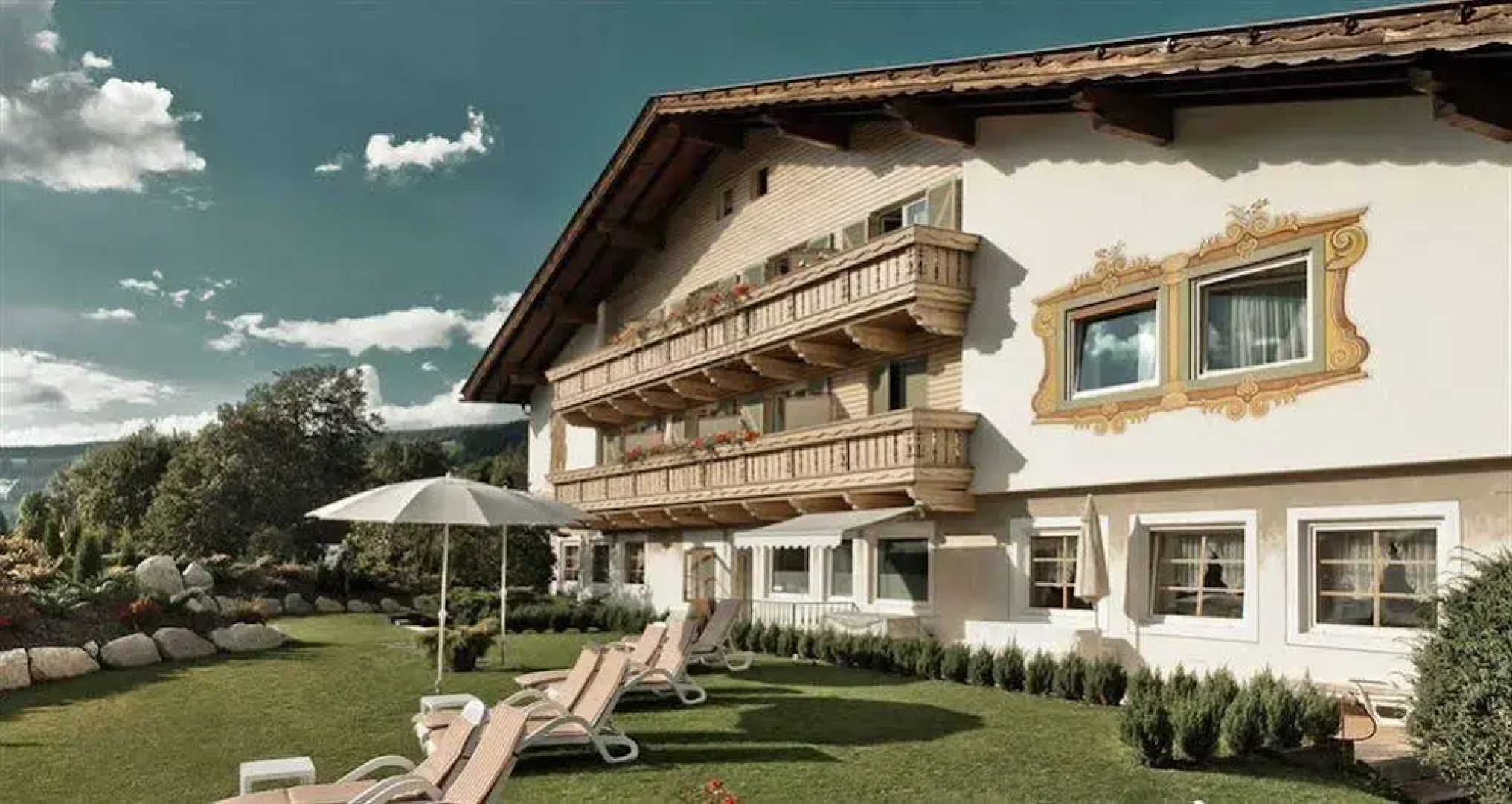 Christof Hotel