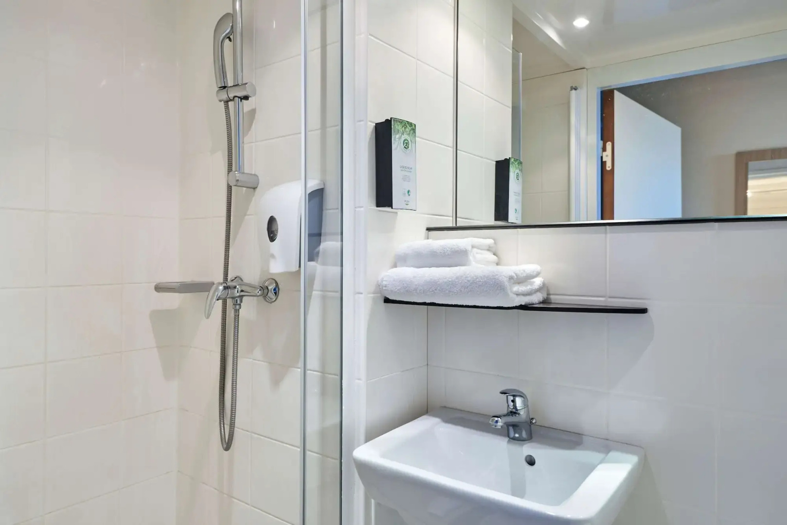 Kyriad Direct Mont De Marsan - St Avit