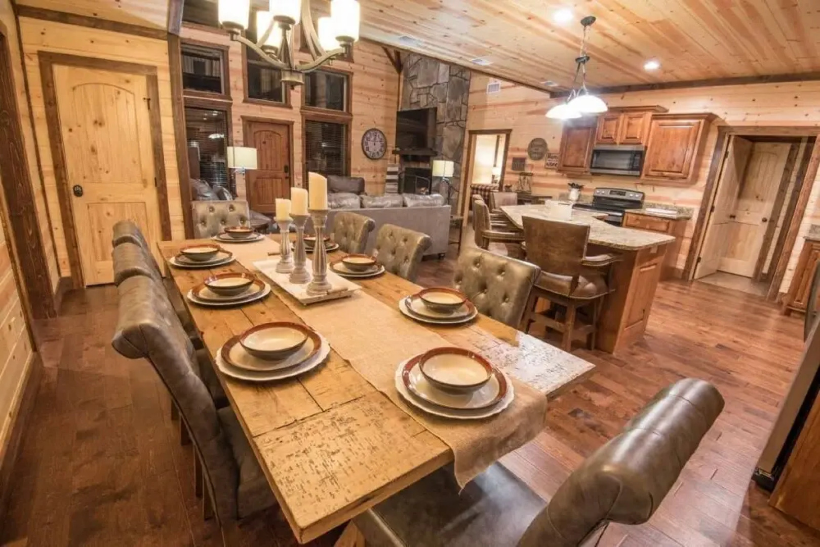 Simmer Down Lodge - 5 Br Cabin